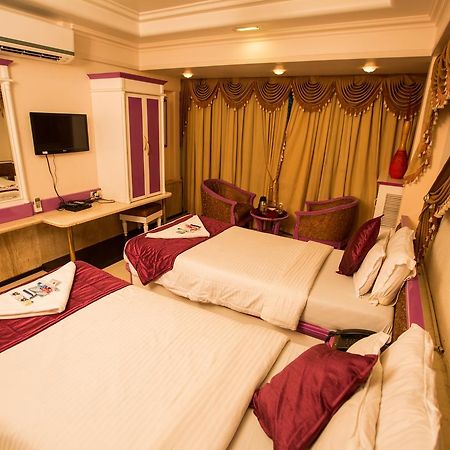 Hotel Ashwin Мумбаї Екстер'єр фото
