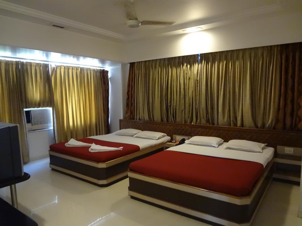 Hotel Ashwin Мумбаї Екстер'єр фото