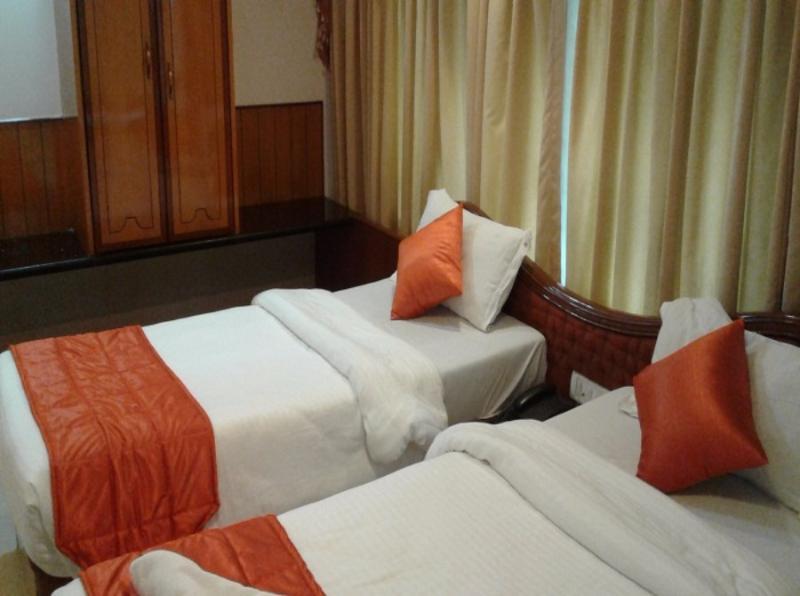 Hotel Ashwin Мумбаї Екстер'єр фото