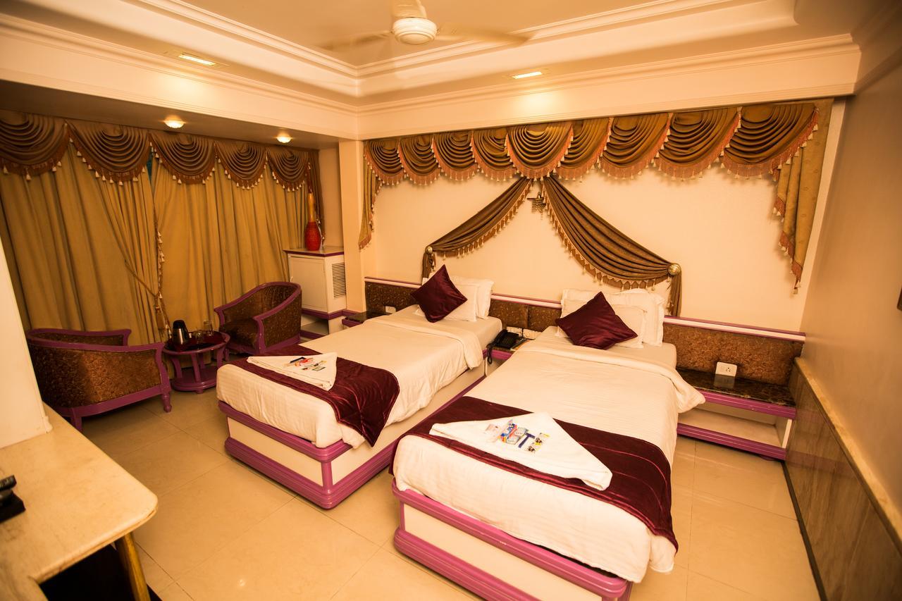 Hotel Ashwin Мумбаї Екстер'єр фото